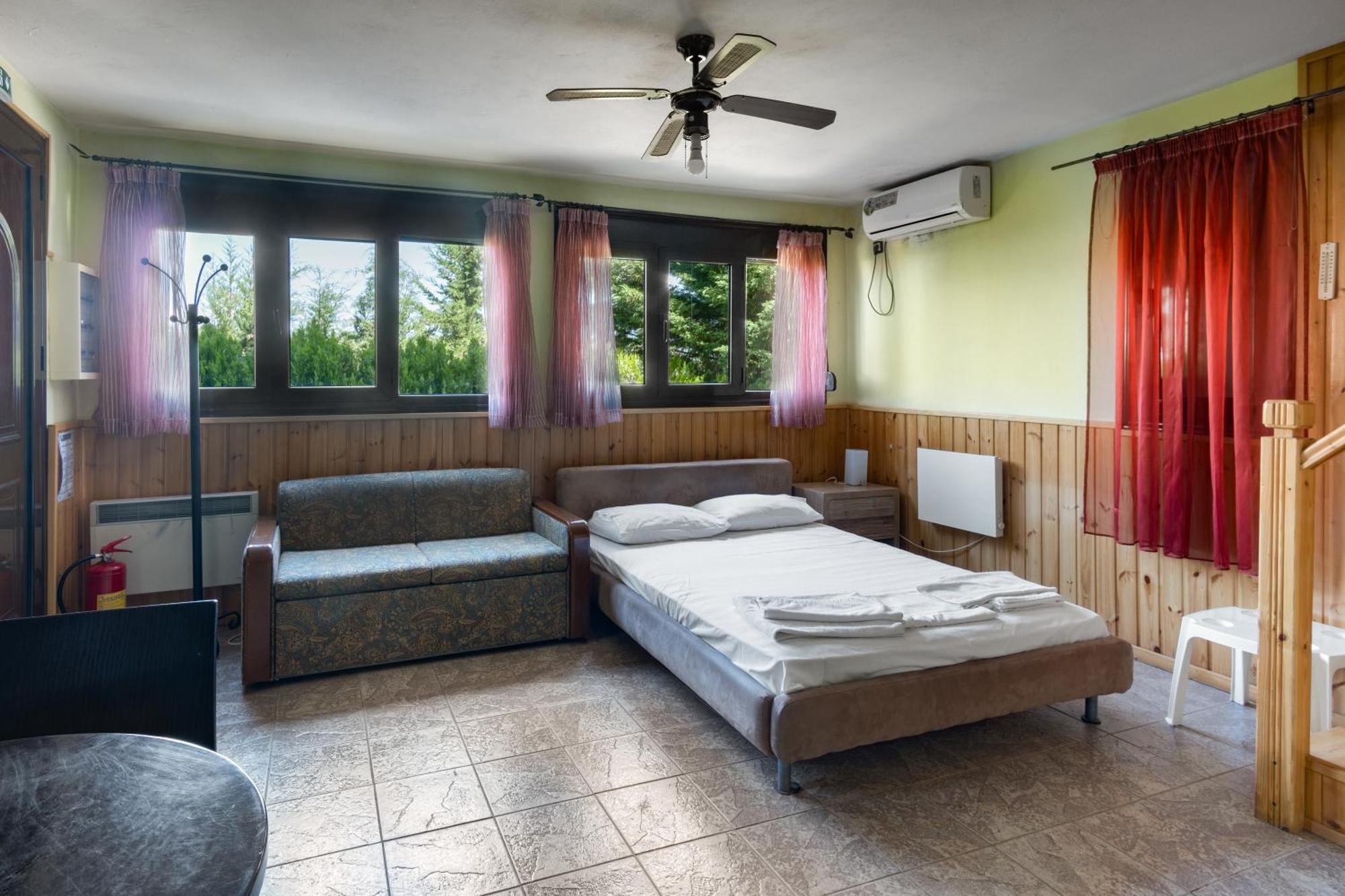 Zeus-Village Οικισμός Φινλανδικών Chalet Με Πισίνες & Γυμναστήριο Molos  Esterno foto